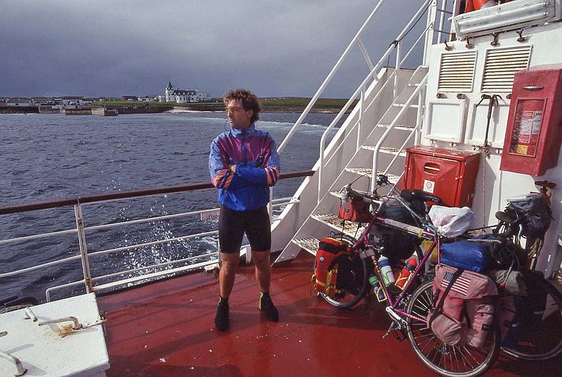 WT 3100 362-27 UK-3 Ferry to the Orkneys.jpg